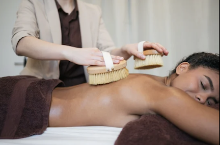dry brushing at day spa